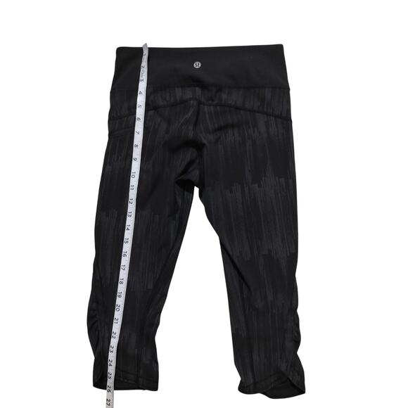 Lululemon womens Run: Top Speed Crop black leggings size 4 - Picture 12 of 13